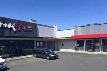 Accessible & Convenient Dominion Rd Retail