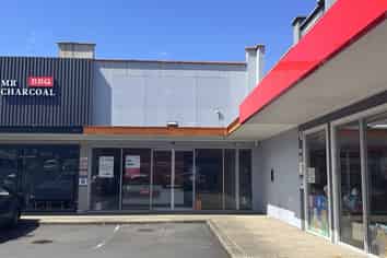 Accessible & Convenient Dominion Rd Retail