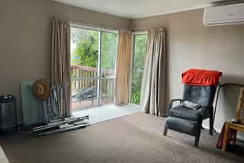 2/23 Santiago Cres, Unsworth Heights