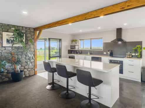 106D Awanuiarangi Road, Pikowai