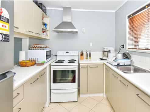 2/49A Landon Avenue, Mangere East