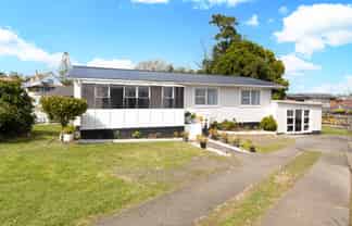 12 Ashbourne Place, Glendene