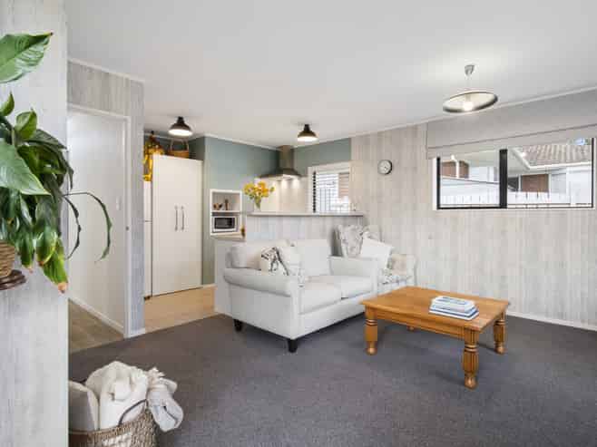 25/151 Kitchener Road, Pukekohe