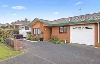 25/151 Kitchener Road, Pukekohe