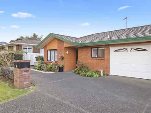 25/151 Kitchener Road, Pukekohe