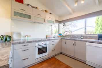 58 Mountain View Road, Glenwood