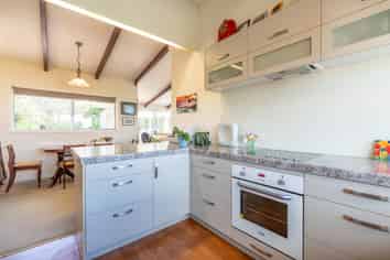 58 Mountain View Road, Glenwood