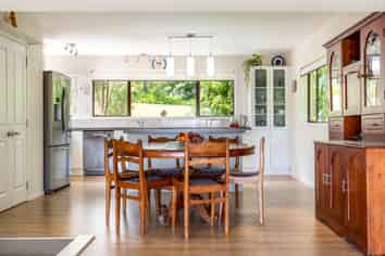 93 Garfield Road, Helensville