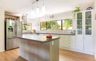93 Garfield Road, Helensville