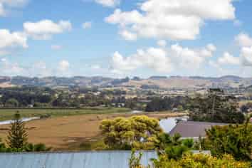 93 Garfield Road, Helensville