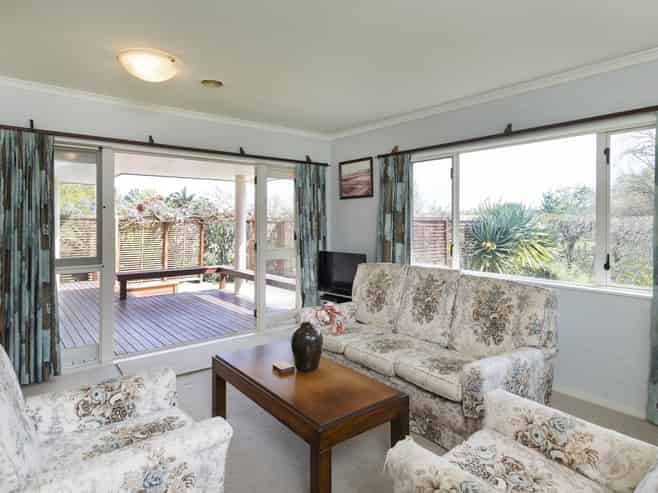 6 Parkview Place, Riverdale