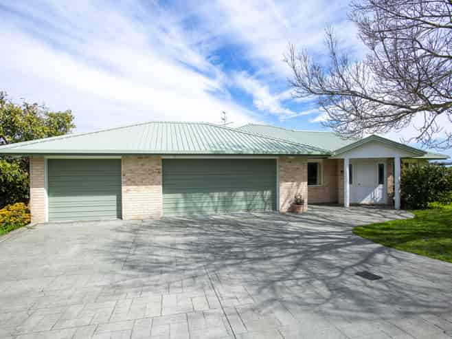 6 Parkview Place, Riverdale