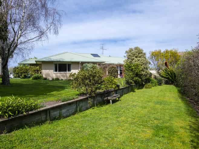 6 Parkview Place, Riverdale