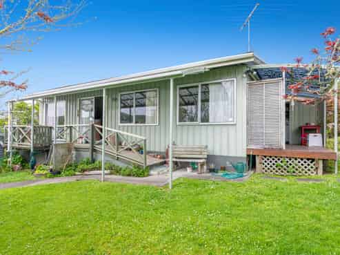 4 Miro Street, Helensville