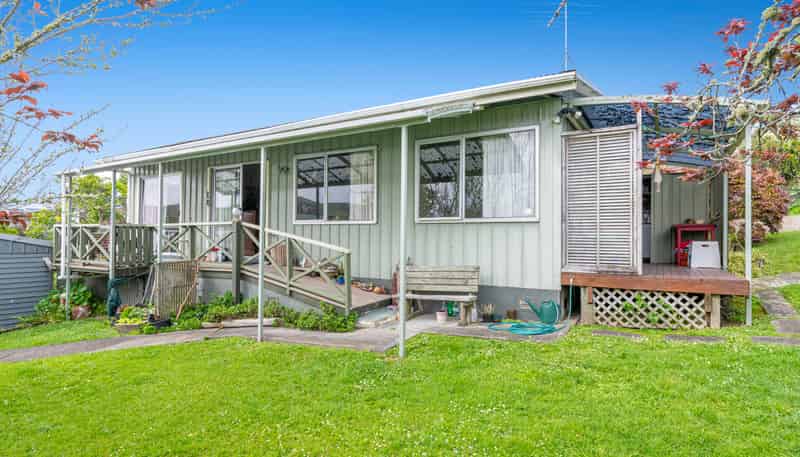 4 Miro Street, Helensville
