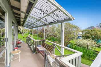 4 Miro Street, Helensville