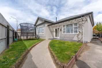 292 Otipua Road, Highfield