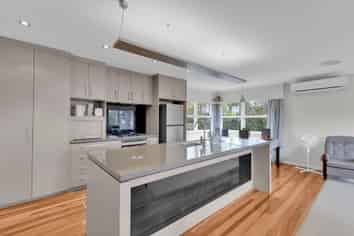2 Carrington Avenue, Hillcrest