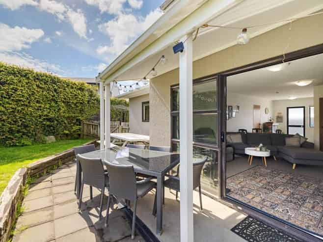 1/11 Robins Road, Judea