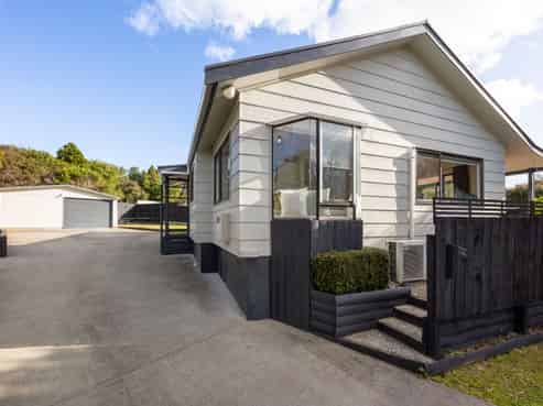 27 Matipo Crescent, Pukete