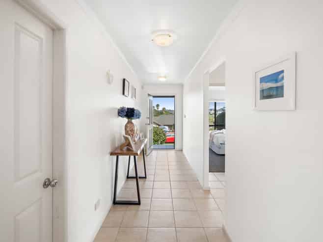 22 Tauranga Place, Orewa