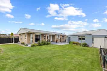 12 Cowper Place, Avondale