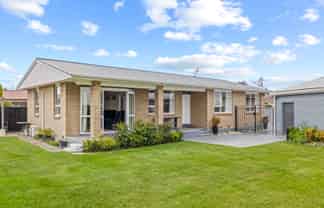 12 Cowper Place, Avondale