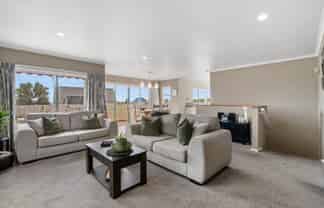 8B Anne Road, Bellevue