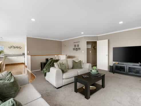 8B Anne Road, Bellevue