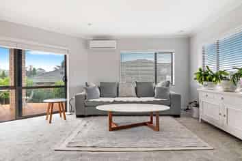 9 Fleetwood Drive, Henderson