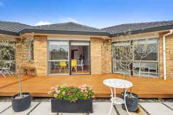 9 Fleetwood Drive, Henderson