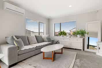 9 Fleetwood Drive, Henderson