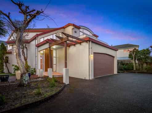 5A Tui Street, Torbay