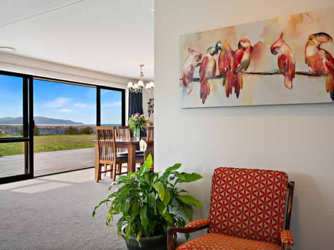 37 Ocean View Crescent, Rarangi