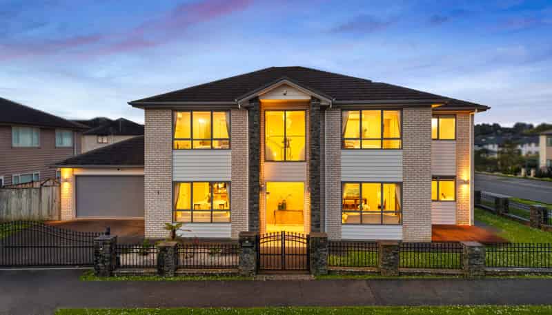 1 Creggan Crescent, Flat Bush