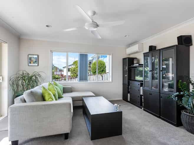 1/42 Bay Street, Red Beach