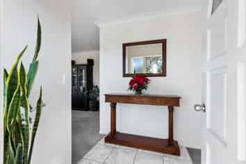 1/42 Bay Street, Red Beach