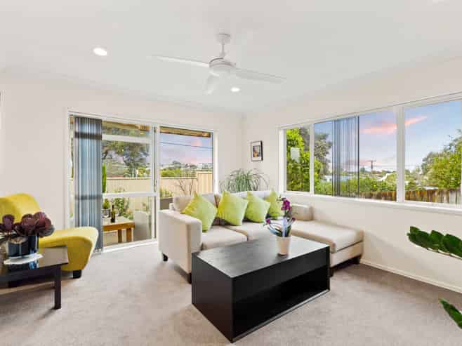 1/42 Bay Street, Red Beach