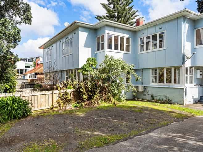21 and 23 Reihana Street and 51 Paora Street, Orakei