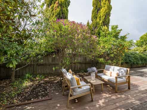 5 Monro Way, The Wood