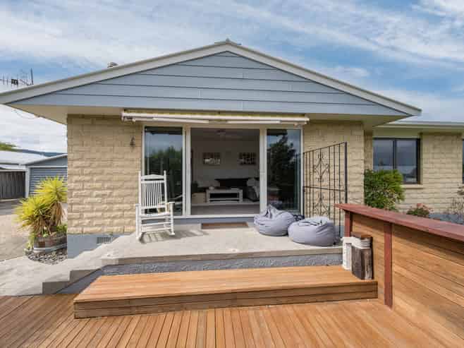 8 Challies Way, Richmond