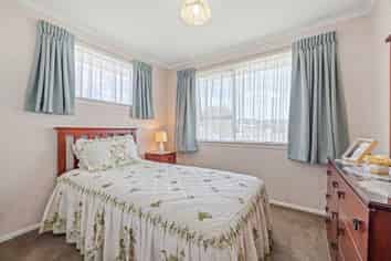 38 Frensham Crescent, Woolston