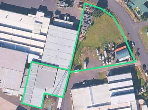 CBRE | Flexible Industrial Space with Dual Tenancy Options