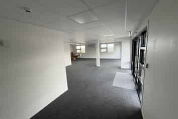Office/Showroom in Tauriko