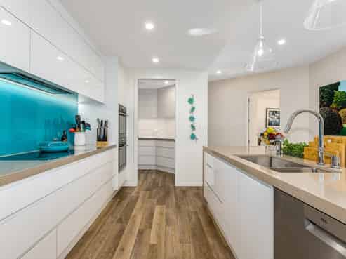 80 Waipunahau Road, Waikanae