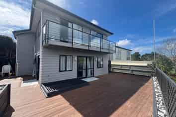 29 Buccaneer Court, Gulf Harbour