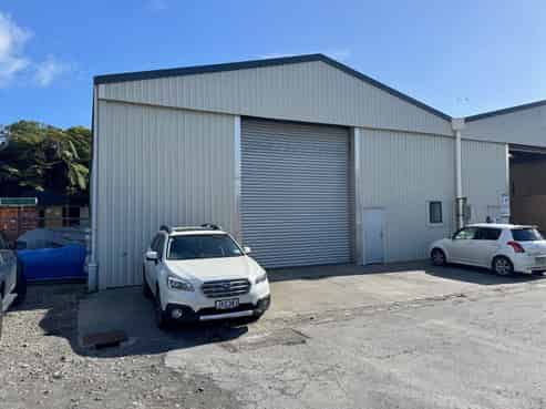 Clear span warehouse