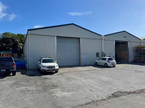 Clear span warehouse