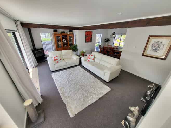 54 Power Road, Karoro