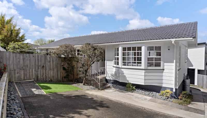 28 Cockayne Crescent, Sunnynook